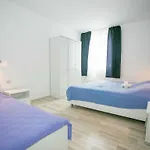 Sesar Krk - No. 3 Cvita Apartament Veglia