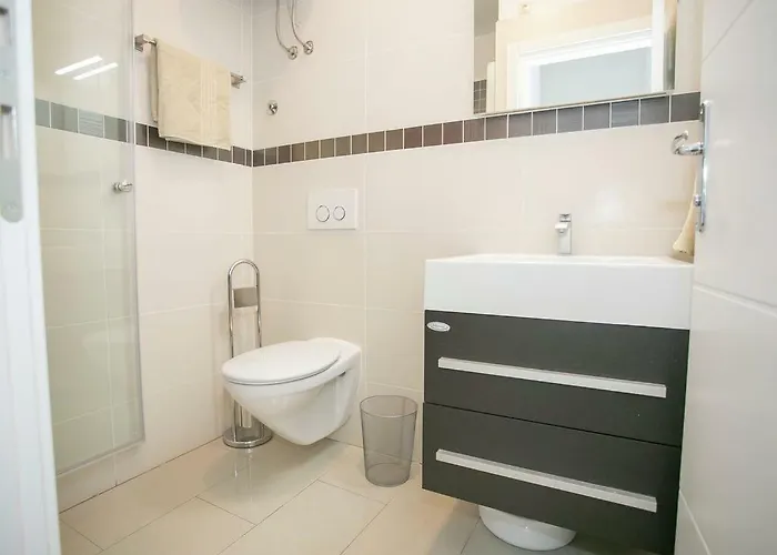 Sesar Krk - No. 3 Cvita Apartment Krk Town
